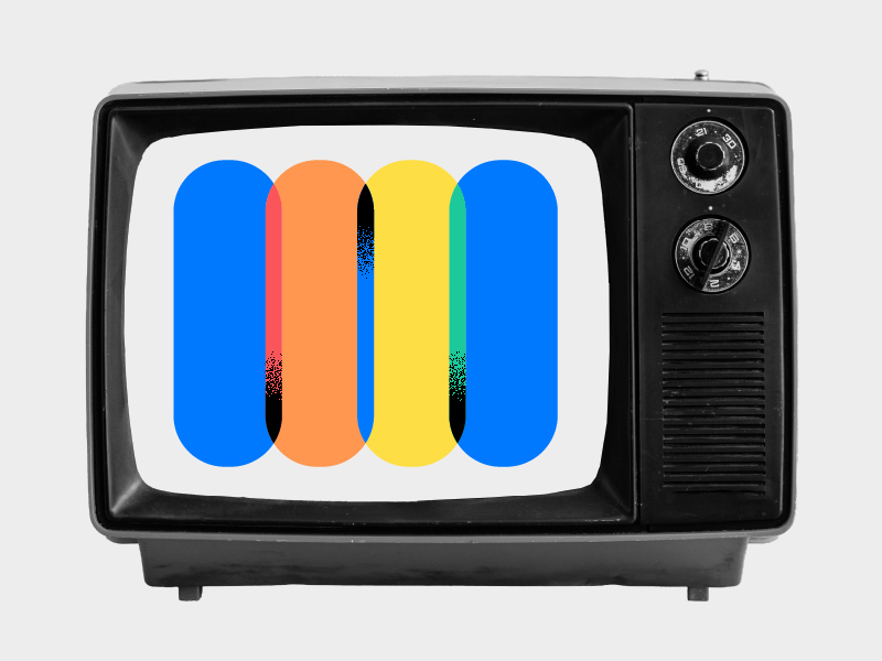 Un téléviseur vintage noir affiche quatre rectangles arrondis verticaux de couleur orange, rouge, jaune et bleue sur fond blanc. Les formes dégradées se fondent les unes dans les autres sur les bords, évoquant une esthétique moderne idéale pour l'identité visuelle d'une entreprise ou pour renforcer sa réputation commerciale.