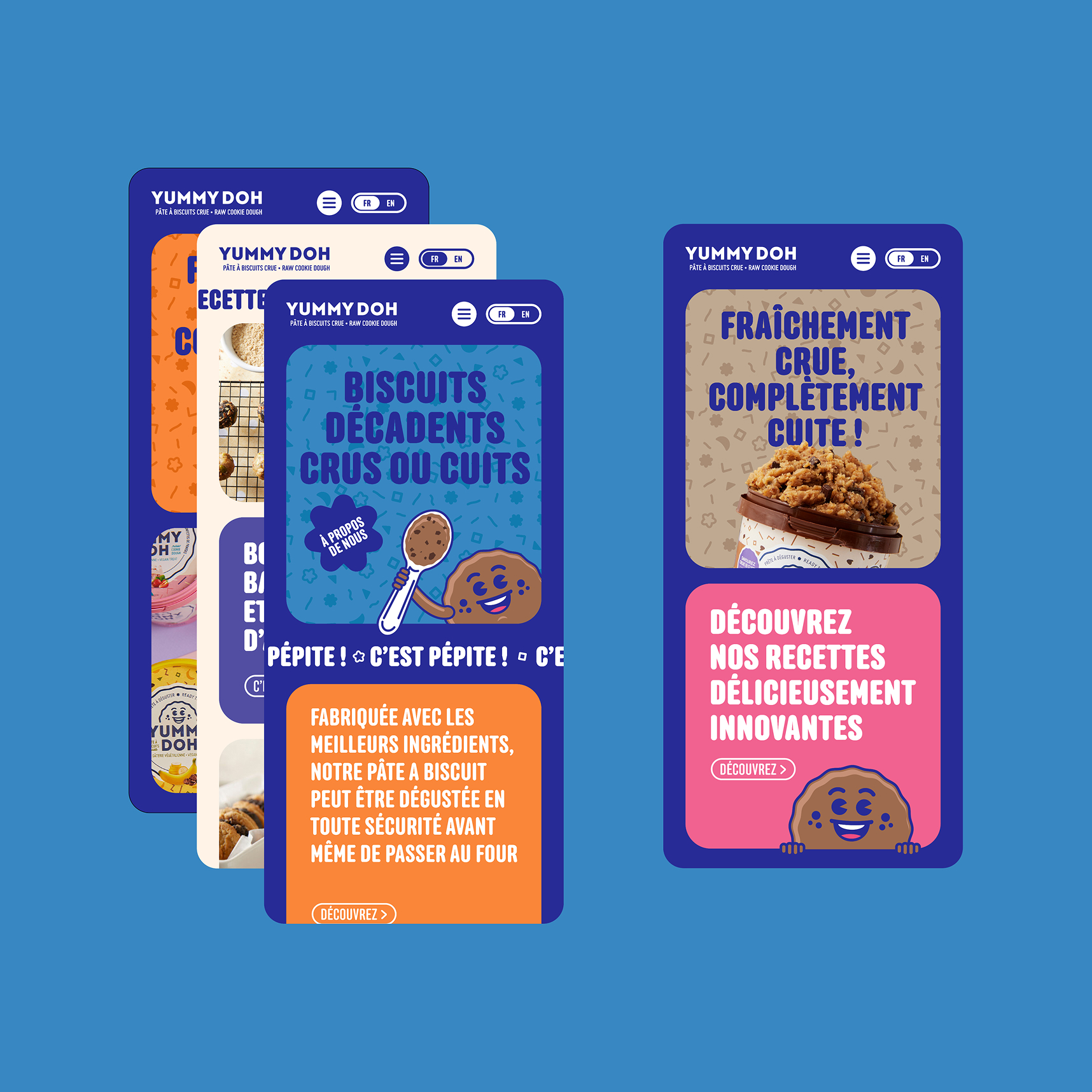 Quatre cartes promotionnelles Yummy Doh aux couleurs vives, en français, présentent des produits à base de pâte à biscuits, avec des polices de caractères ludiques, des illustrations de biscuits et une mascotte souriante en forme de biscuit sur fond bleu. Ces cartes mettent en avant à la fois les produits crus et ceux cuits.